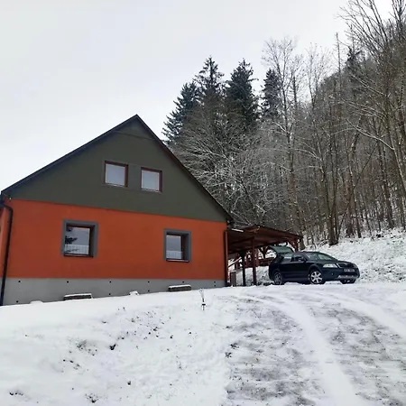 Paradni Alpesi faház